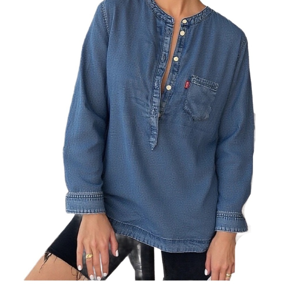 Levis Denim Shirt in Blue Wash Size XS - Picture 1 of 6